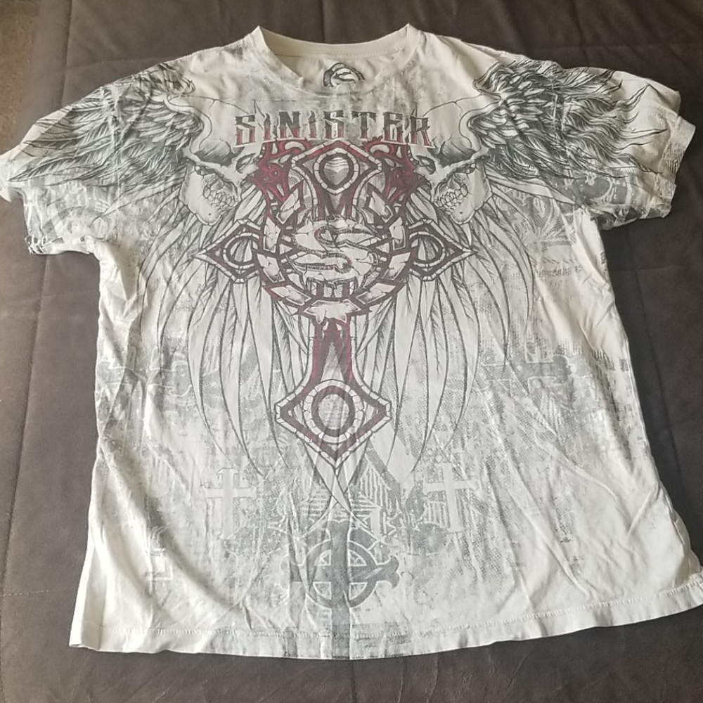 Mens t shirt